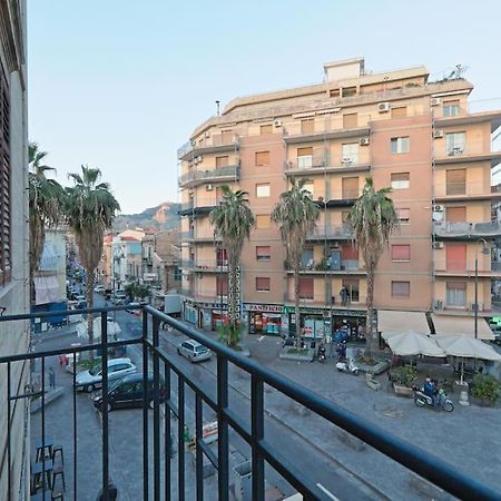 La Casuzza Del Borgo - Porto - Politeama Lägenhet Palermo Exteriör bild
